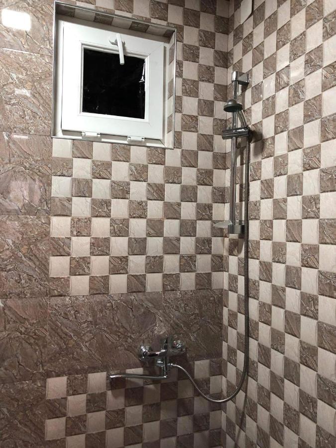 Mikheil Pitskhelauri Guest House Казбеги Екстериор снимка